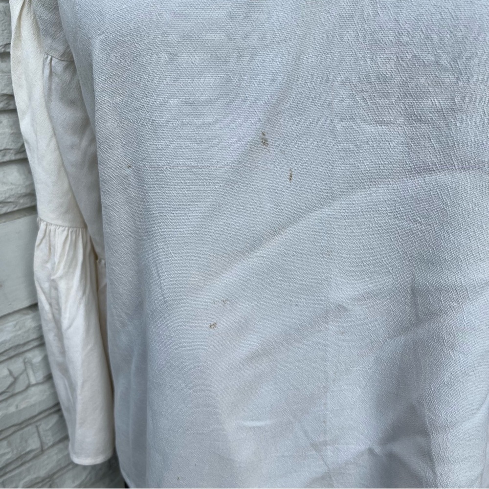 White Bell Sleeves Top - Picture 5 of 5